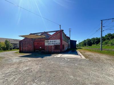 Grange - 1 080 m² - 1 pièce