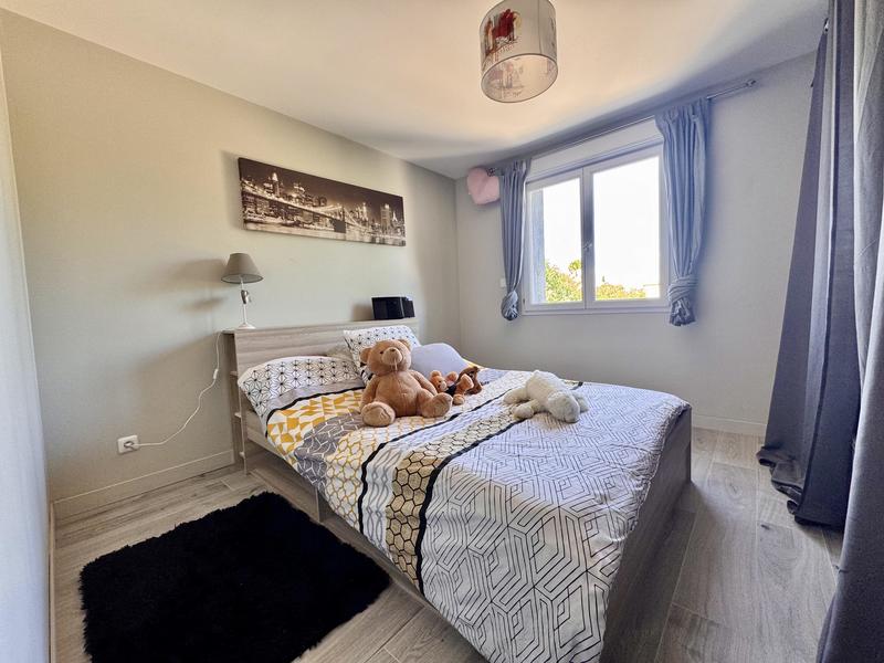 Villa - 225 m² - 8 pièces