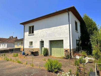 Maison - 189 m² - 6 pièces