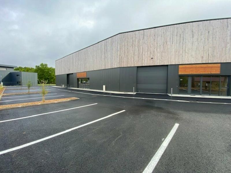 Local d'activité / Entrepôt - 1 662 m²