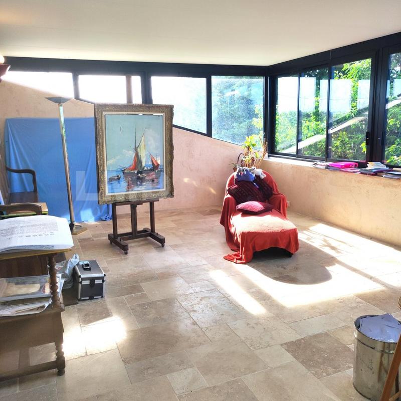 Propriété - 308 m² - 12 pièces