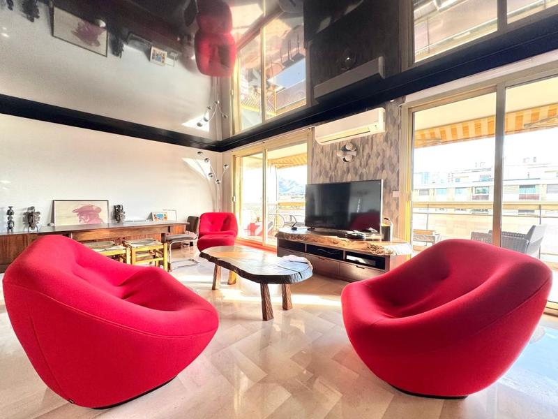 Appartement - 99 m² - 3 pièces