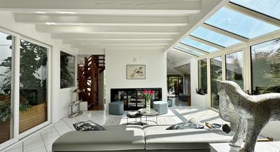 Maison d'architecte - 240 m² - 9 pièces