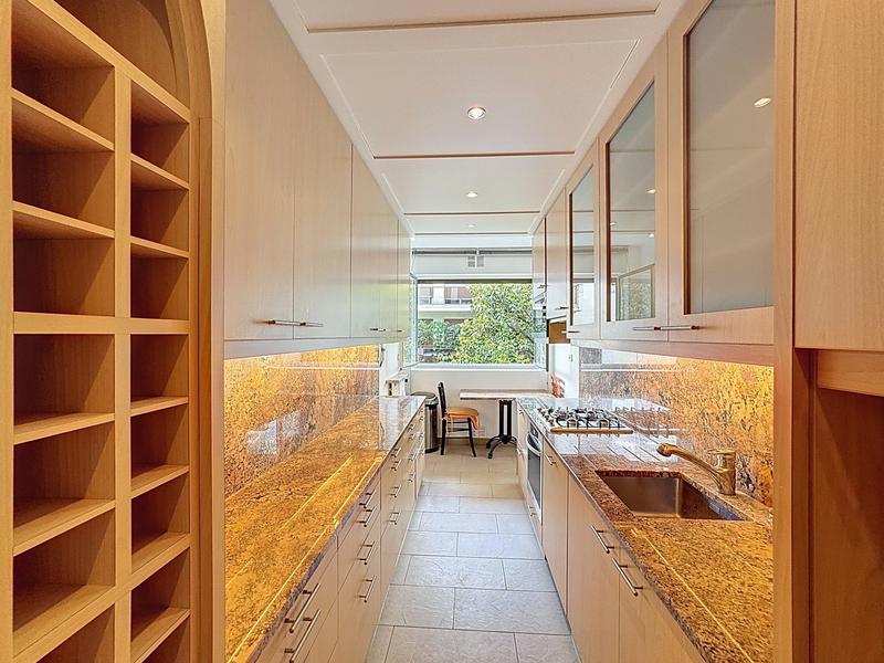 Appartement - 115 m² - 4 pièces