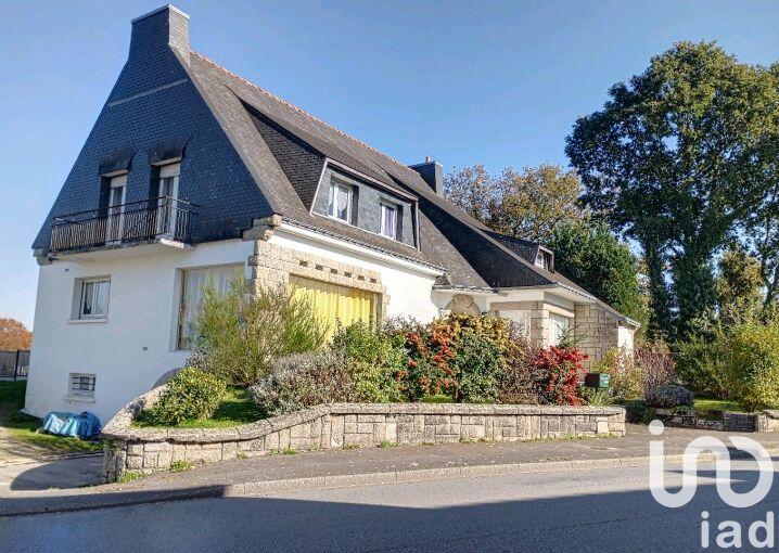 Maison de ville - 240 m² - 7 pièces