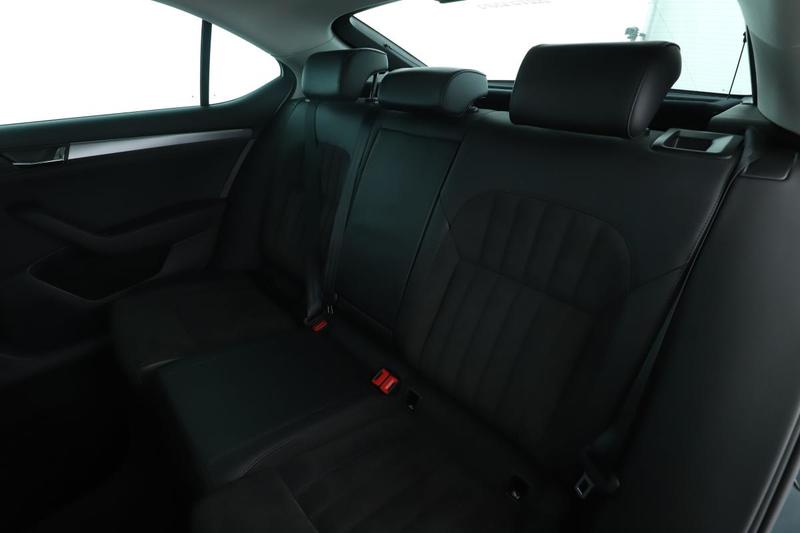 Skoda Superb 2.0 Tdi Style Dsg 150 ch