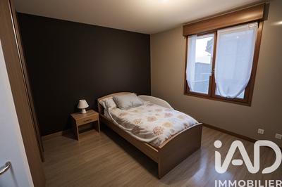 Maison - 140 m² - 8 pièces