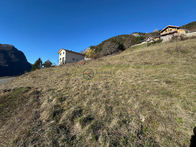Terrain - 653 m²