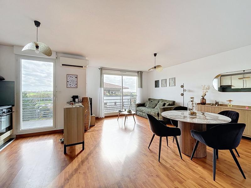 Appartement - 60 m² - 3 pièces