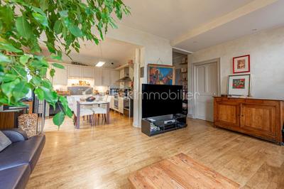Appartement - 89 m² - 3 pièces