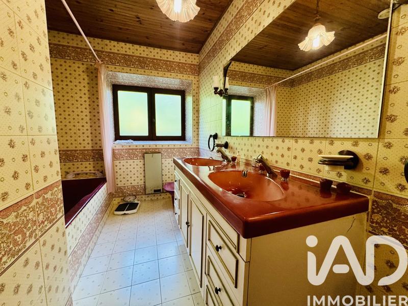 Maison - 140 m² - 6 pièces