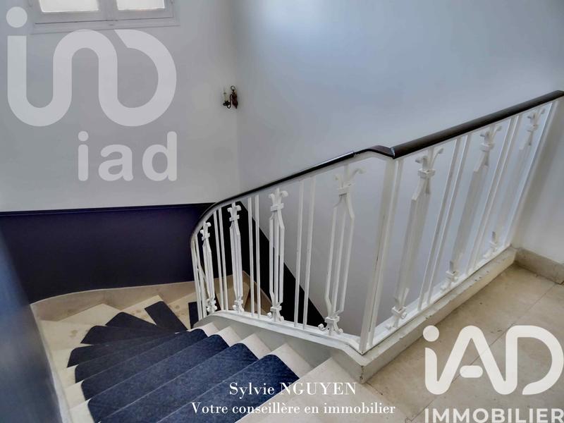 Maison - 486 m² - 12 pièces