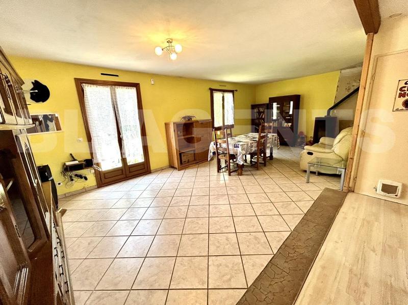 Maison traditionnelle - 90 m² - 5 pièces