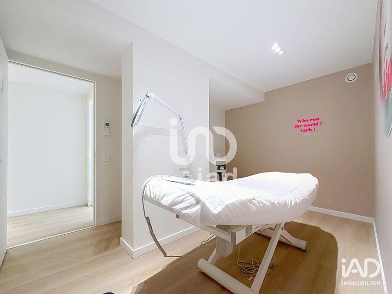 Local commercial - 145 m²