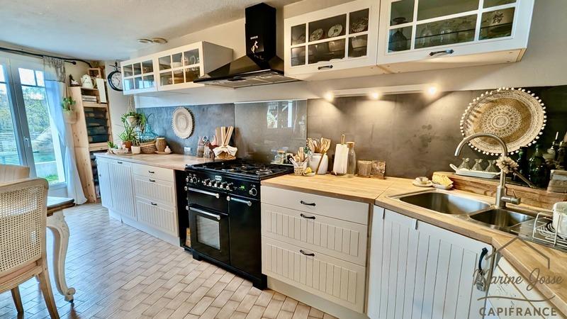 Maison - 187 m² - 7 pièces