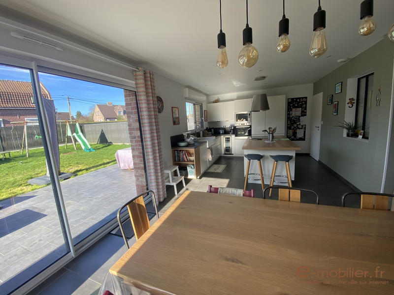 Maison - 136 m² - 5 pièces