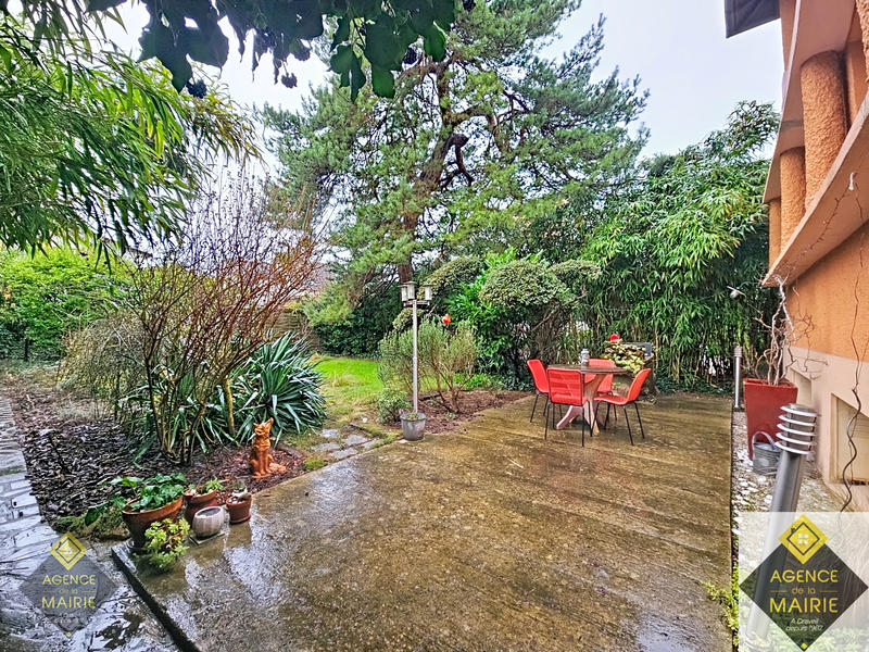 Maison - 96 m² - 4 pièces