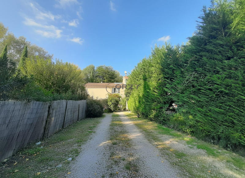 Maison - 99 m² - 4 pièces