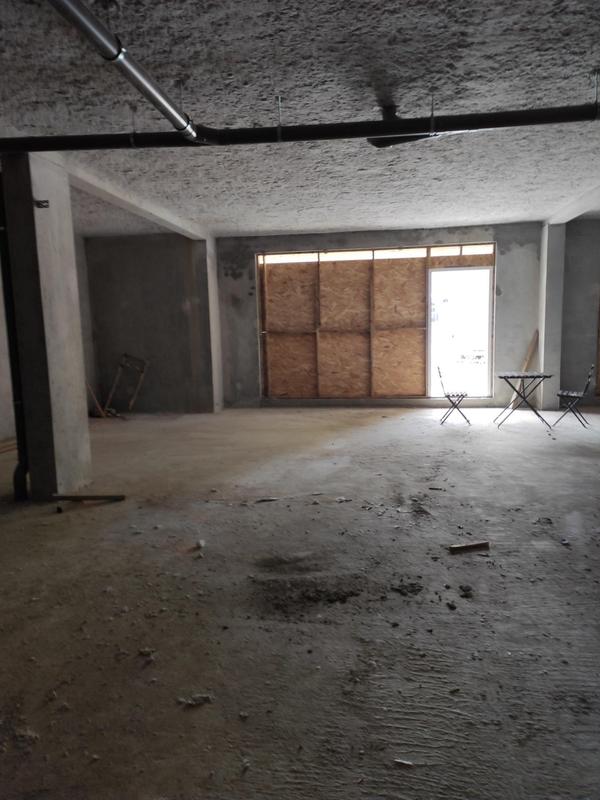 Local commercial - 77 m²