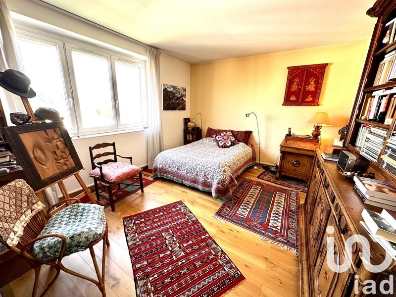 Appartement - 95 m² - 5 pièces