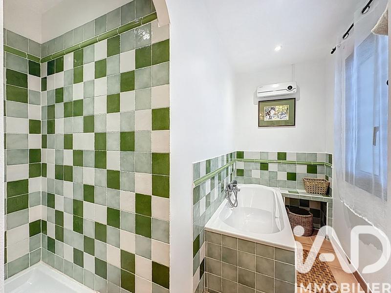 Maison - 187 m² - 7 pièces