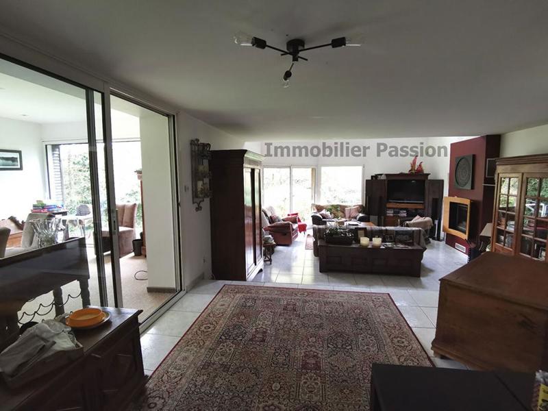 Maison - 167 m² - 8 pièces