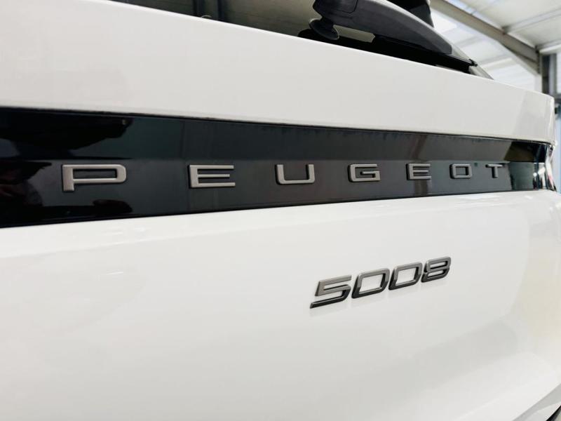 Peugeot 5008 III 1.2 Hybrid 145 E-Dcs6 Allure