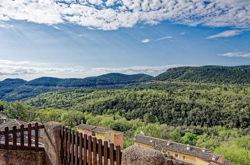 Maison de village - 90 m² - 4 pièces