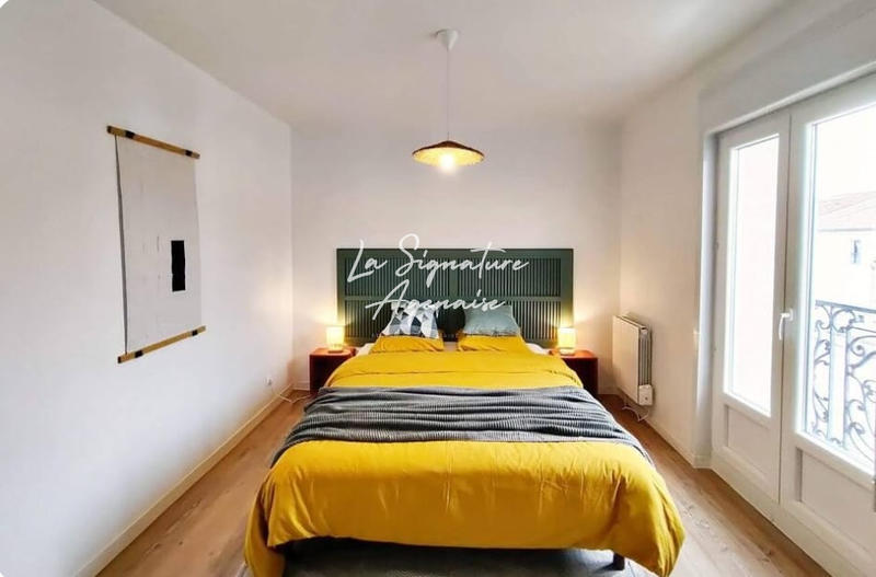 Immeuble - 245 m² - 10 pièces