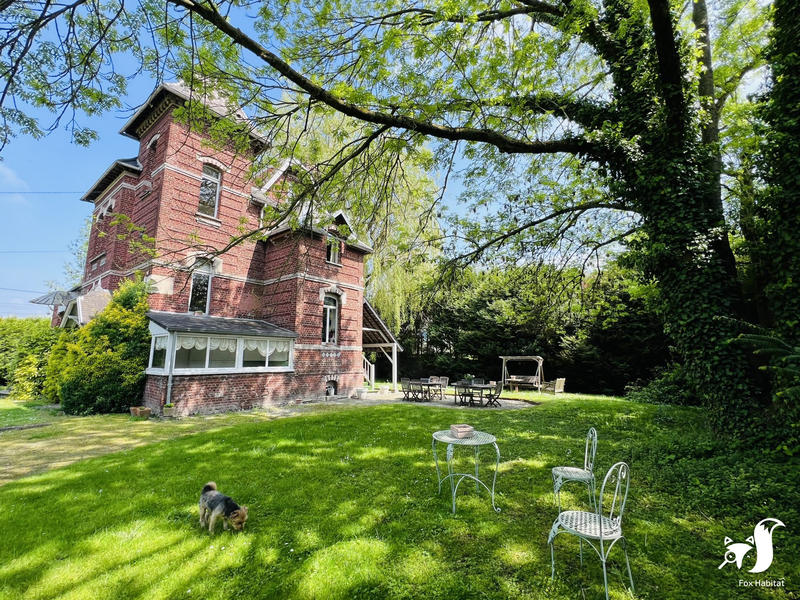 Maison traditionnelle - 182 m² - 6 pièces