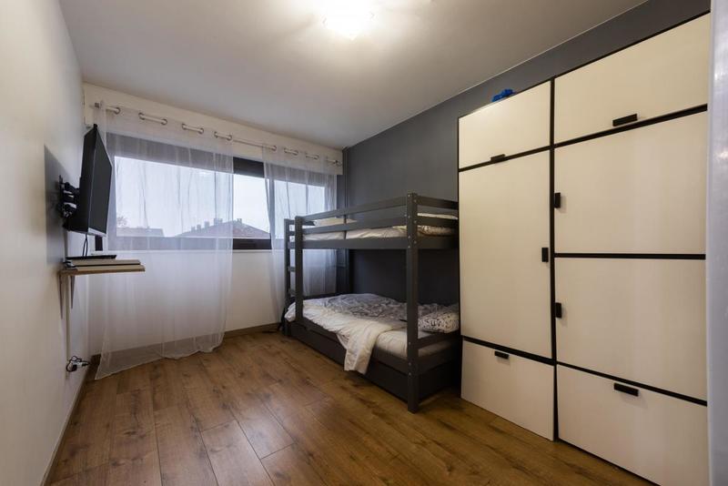 Appartement - 98 m² - 5 pièces