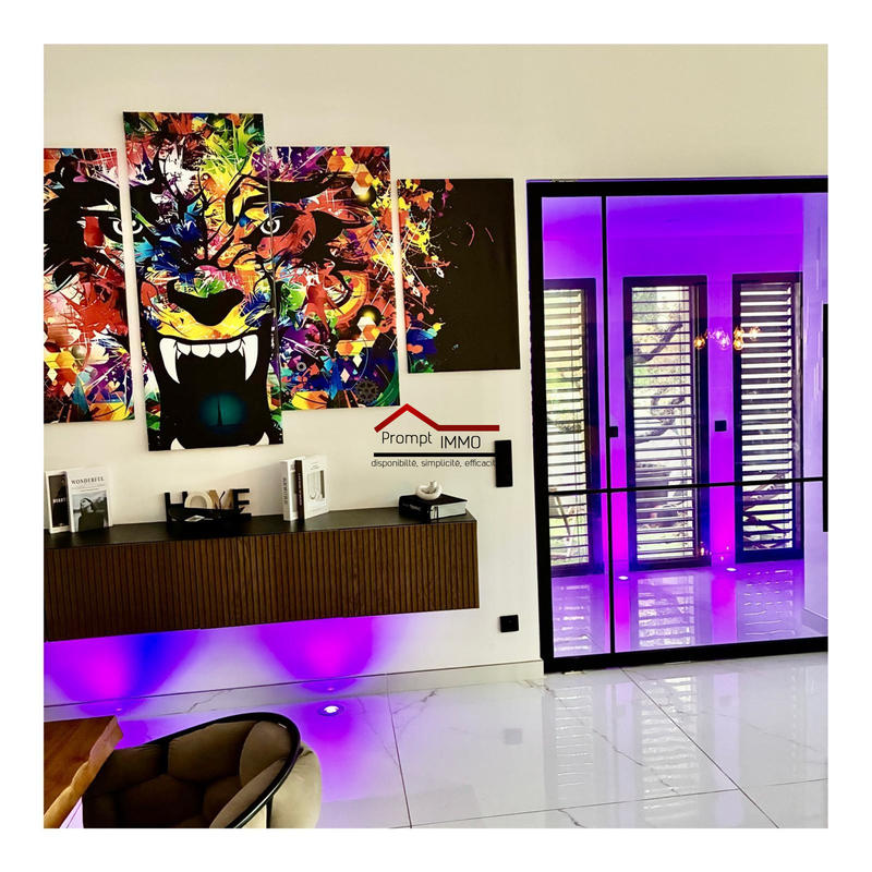 Villa - 240 m² - 6 pièces