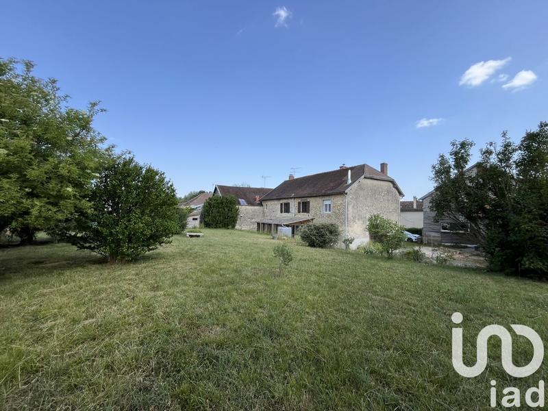 Maison - 207 m² - 1 pièce