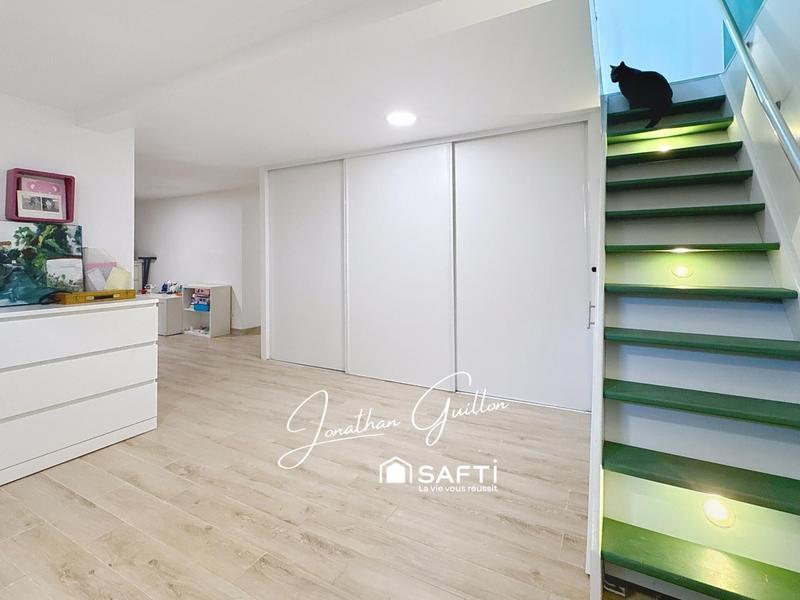 Maison - 192 m² - 6 pièces