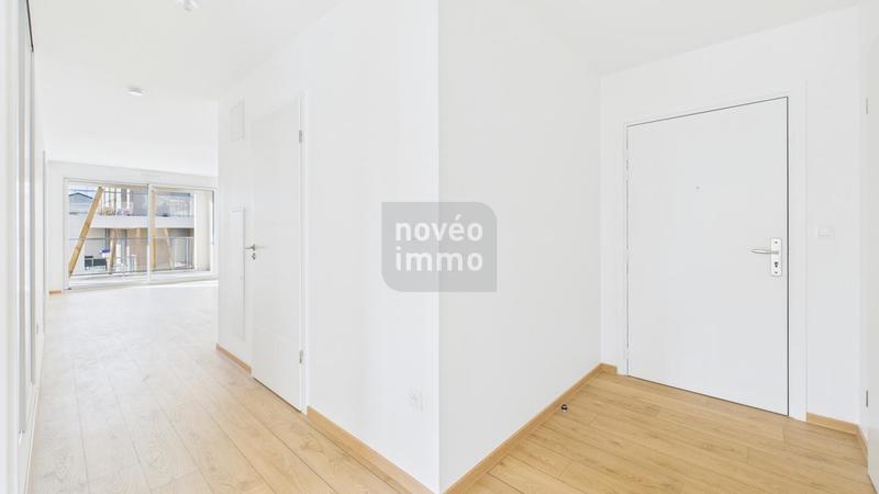 Appartement - 98 m² - 5 pièces