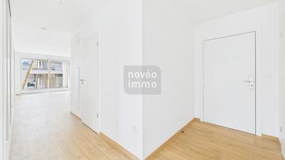 Appartement - 98 m² - 5 pièces