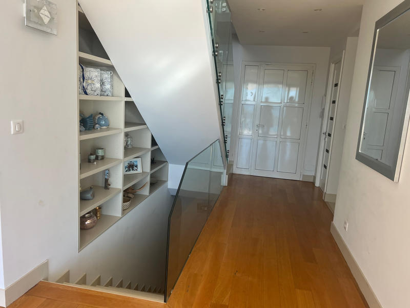 Villa - 208 m² - 6 pièces