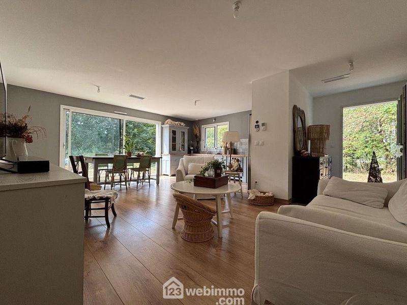 Maison - 88 m² - 4 pièces