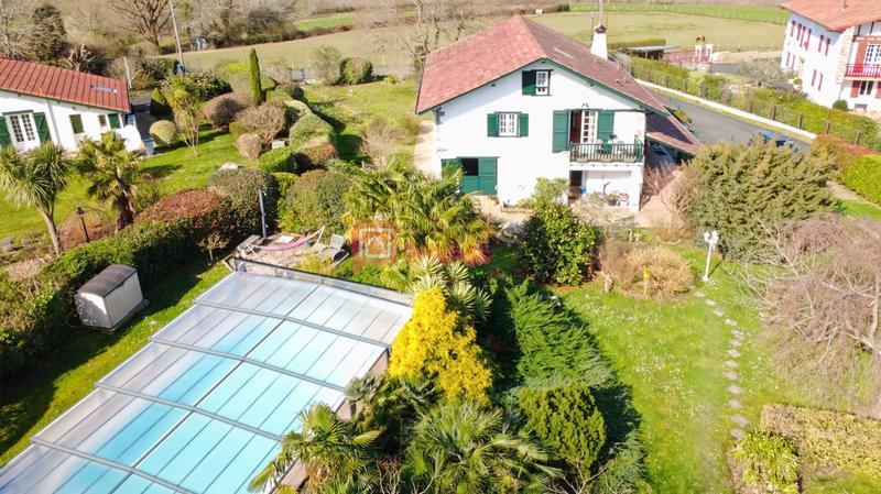 Maison - 150 m² - 5 pièces