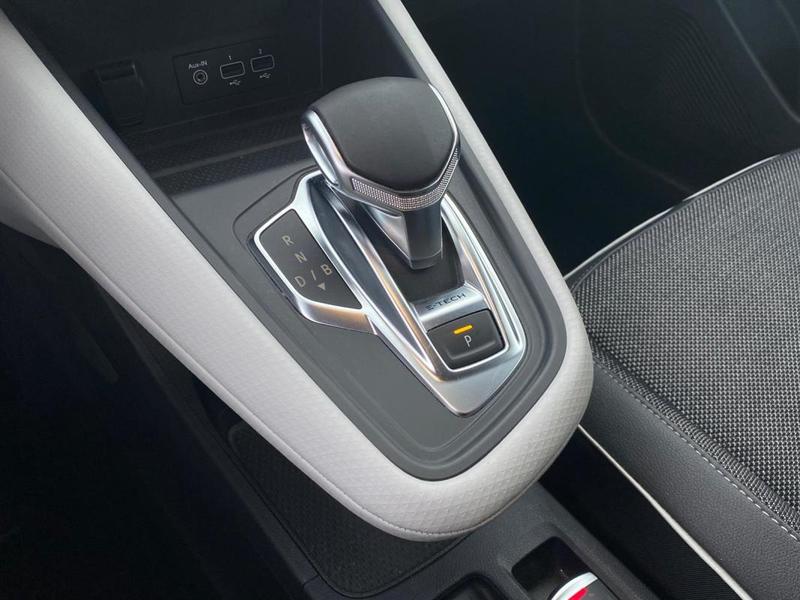 Renault Captur Intens E-Tech Plug In 160 Carplay/Camera 360/Console Flotante/Radars 360