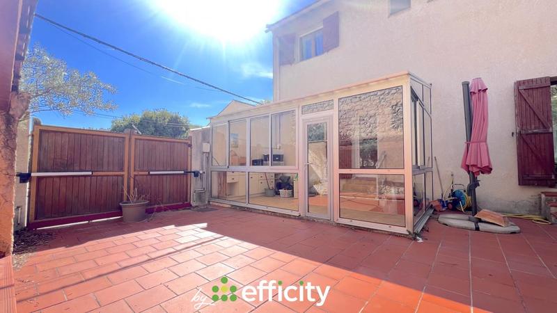 Maison - 111 m² - 6 pièces