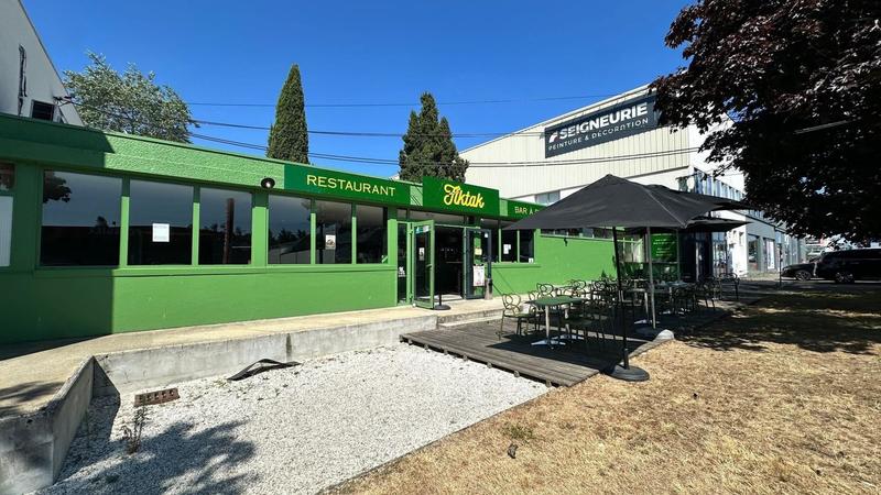 Local commercial - 270 m²