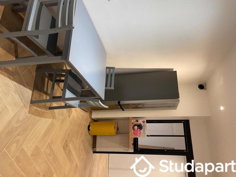 Chambre - 12 m² - 1 pièce