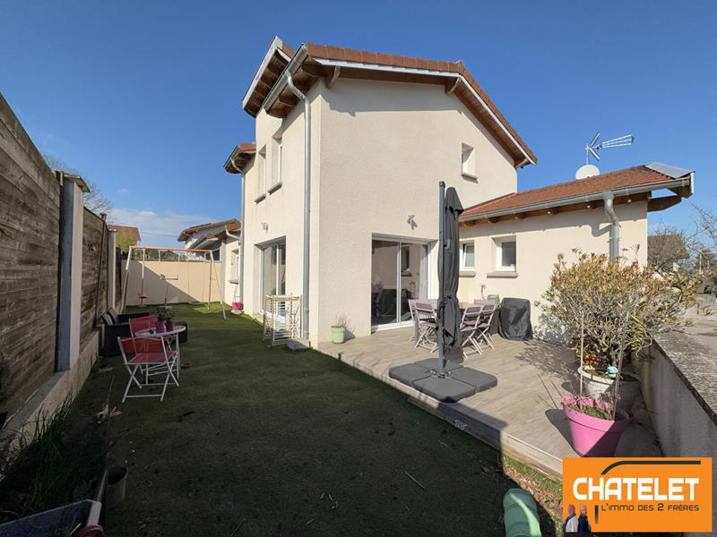 Maison - 105 m² - 5 pièces