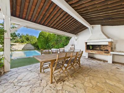 Maison - 145 m² - 5 pièces