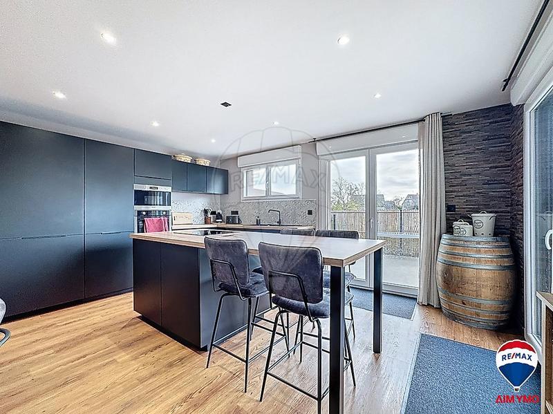 Maison - 105 m² - 5 pièces