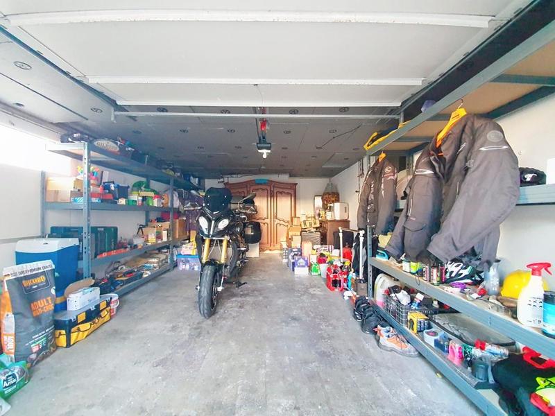 Maison traditionnelle - 100 m² - 4 pièces