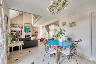 Maison - 163 m² - 7 pièces