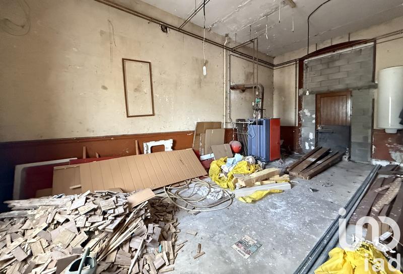 Maison - 215 m² - 9 pièces