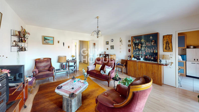 Appartement - 118 m² - 6 pièces